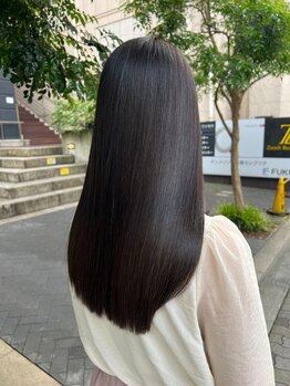 レックスヘアーインターナショナル(ReX HAIR INTERNATIONAL)の写真/【心斎橋駅1分】髪質改善トリートメントでダメージを徹底ケア☆話題の酸性ストレートパーマも人気！