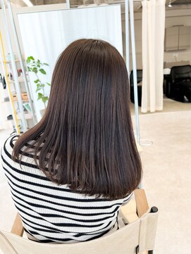 フルールバイアヴァンスクロス(Flulu by avance. cross) 赤みが無いフォギーベージュ