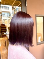 ココカラヘアー ニコ(cococara hair nico)&nbsp;切りっぱなしボブ/タッセルボブ/カシスカラー/髪質改善/ピンク