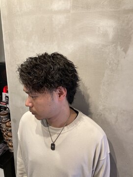 フランクスバーバーリザーブ 人形町店(FRANK’S BARBER RESERVE) ツイストスパイラル i