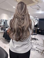 キング 枚方店(K!ng)&nbsp;縮毛矯正髪質改善ハイライトレイヤーカット高槻美容室エクステ