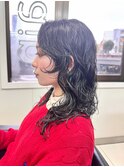 前髪なし姫カットレイヤーカットロングウルフパーマブルーカラー