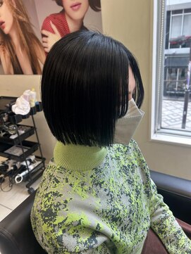 エアー 神戸(AIR) プツッとボブ＊ミニマムボブ＊ブルーカラー