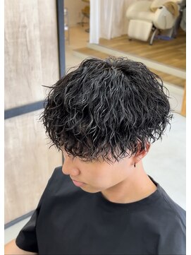 メンズギフト(men's GIFT) 大分ツイストスパイラルパーマメンズマッシュ刈り上げレイヤー