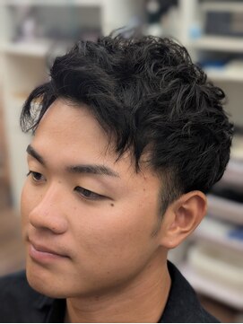 トリイ(TORII) 爽やかアップバング・刈り上げショート