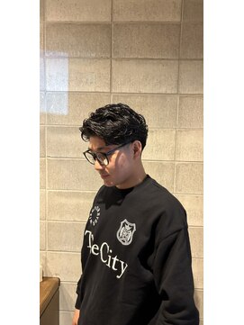 ワンワンオー バーバーショップ コンチネンタル(@110 BARBER SHOP continental) テーパーフェード