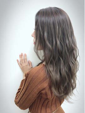 エピス プラス 円山店(epice plus) スモーキーベージュ