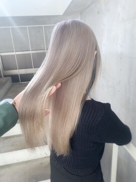 アクアオモテサンドウ(ACQUA omotesando) ◎ケアブリーチ1回ホワイトミルクティーベージュカラー透明感