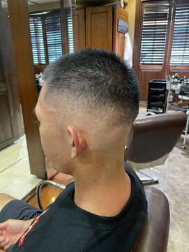 リットジェンツ 千葉(Lit Gents) 坊主フェード【SHOHEI】