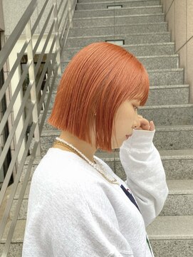 ロマリア(Lomalia) 【Lomlalia表参道/mako】ボブ/オレンジカラー/ブリーチカラー