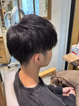 カルテット(Quartett) 刈り上げショート