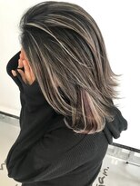 キング 心斎橋店(K!ng)&nbsp;ハイライトカラーミルクティーベージュレイヤーカット