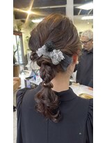 コレットヘア(Colette hair)&nbsp;【ISHIKAWA】編みおろしヘアアレンジ／ローポニー／お呼ばれ