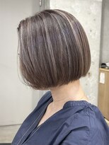 ラック(LUCK)&nbsp;白髪ぼかし/ハイライト/ボブ/船橋/ケアブリーチ/似合わせカット