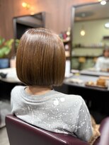 アオイ(Aoi) 毛量多くてもスッキリ見えるボブ♪