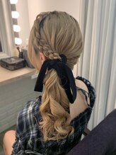 ヘアメイクアンドフォトスタジオ ベストシーン 有楽町 東京交通会館&nbsp;サイドポニー