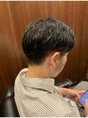  センターパート　ハンサムショート　田町　理容室　床屋