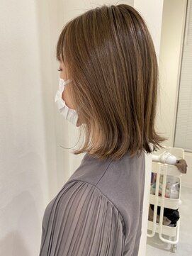 レシェル 日進(RECIEL) 切りっぱなしボブ×ベージュ