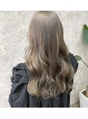 ミルクティーグレージュ