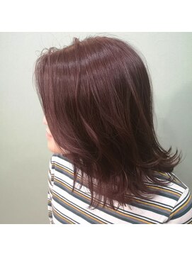 リリス(l'iris) 愛されヘルシーレイヤーボブショートワンカラーバーガンディ30代