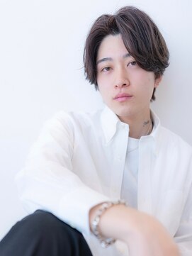 メゾンバイハバナ(maison by HAVANA) 波巻きセンターパートハイライトツーブロックマッシュ