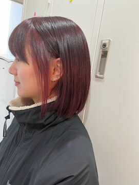 ナンバー ユアイロ 川崎(N° uairo) 丸型卵形韓国顔まわりエアリーロング美髪ピンクブラウン川崎