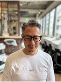 大人海外メンズヘア七三分けサイドパートフェードカット