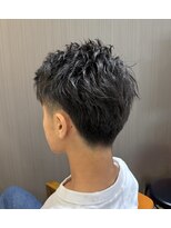 ヘアアンドリラクゼーション ジン(Jinn) さわやかメンズカット