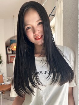 カムジーヘッドカミノウラ(COMEGHEAD KAMINOURA)の写真/お客様一人ひとりに合わせたオーダーメイドの縮毛矯正で、ツヤのある自然なヘアスタイルに仕上げます＊