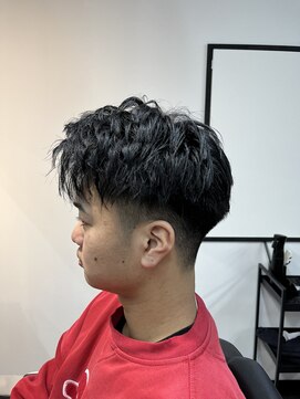 ヴィ 大宮(Vii) アップバング/大宮/刈り上げ/短髪/