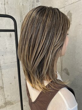 プラスシー(+C) 積み重ねて作る地毛にハイライト！福岡ハイライト