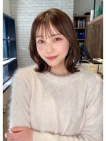 メゾンドムニ 恵比寿(Maison de MUNi)&nbsp;外ハネくびれレイヤーボブ前髪ありシースルーバング大人ボブ