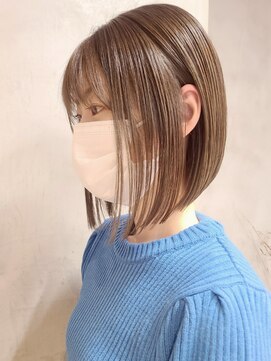 エリマ 横浜西口(elima) ショートカットくびれショート前下がりボブベージュカラー40代