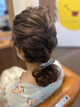 チョキチョキヤサン(ChokiChokiyasan) 肩ローポニー