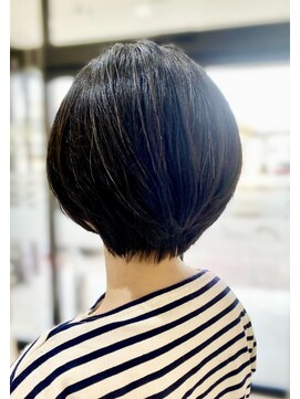 クール ヘアー ギャラリー 神明町店(COOL Hair gallery) 大人の丸み美フォルムショート◎