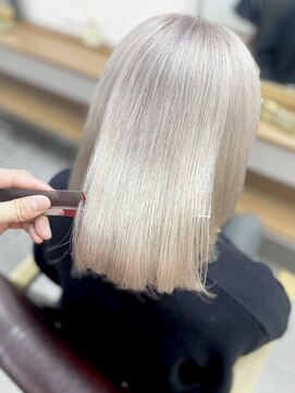 ランプ(Lamp) くびレイヤー グレーベージュ 白髪染め 白髪ぼかし 髪質改善