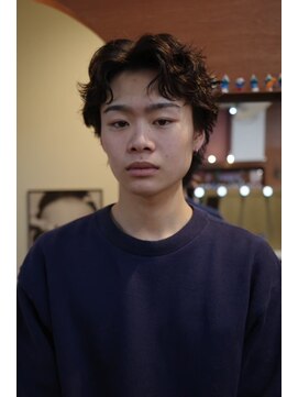 エディ(Edy) メンズセンターパートカルマパーマケアパーマ眉毛カット韓国ヘア