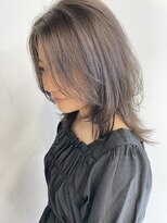 ニコ サガ(NIKO Saga)&nbsp;佐賀市/大人かわいいハッシュカット/レイヤーカット/寒色カラー