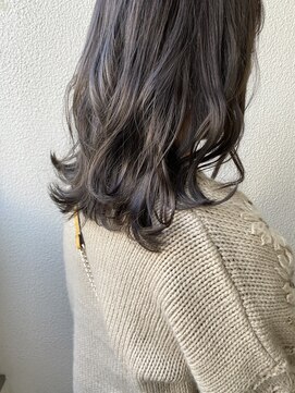 ヌメロオオサカ(Numero OSAKA) 透明感◎アッシュグレー