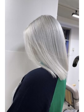 サン 鎌倉長谷(3.) ホワイトブロンドカラー　ハイトーンカラー　ハイトーン