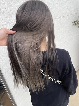 クロッカ(clocca) インナーカラー×ホワイトベージュ