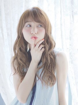 オジコロジ(ojiko.roji) ☆月曜営業☆ojiko.ゆるふわ大人可愛い波巻き小顔ロング