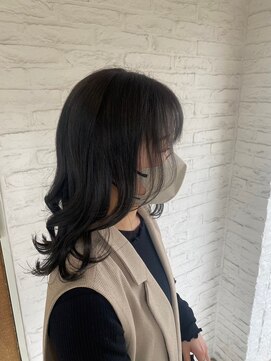 ニュイ 高槻 阪急茨木店(nui) 黒髪ボブルフネビージュ小顔ワンレンスペインカール