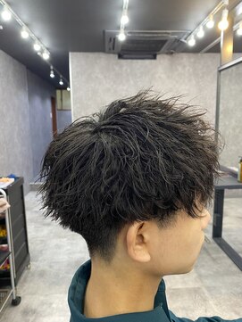 ライズ 新小岩店(RISE) 刈り上げ緩めツイストパーママッシュ！セットが超簡単になります
