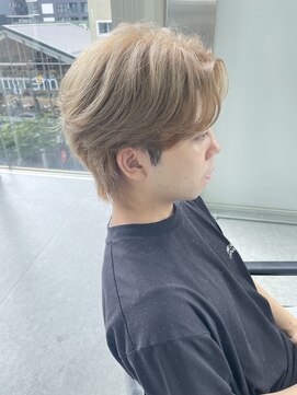 デュー 栄(DEW) 【DEW】ミルクティーベージュ/センターパート/ブリーチ