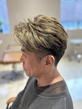 プログレス ひばりヶ丘店(PROGRESS) メンズカット/センターパート/スパイキーショート