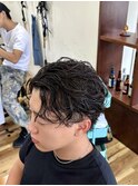 センターパート×ルーズパーマ