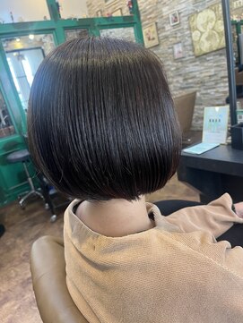 ヘアーラウンジ アンフィ 井土ヶ谷(Hair Lounge Anphi) シンプルボブ