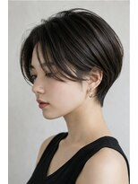 ヘアーエボリューション 大人美シルエットのナチュラルショート