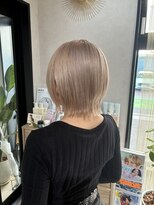 ハイヴィー(Hivi)&nbsp;ホワイトベージュ